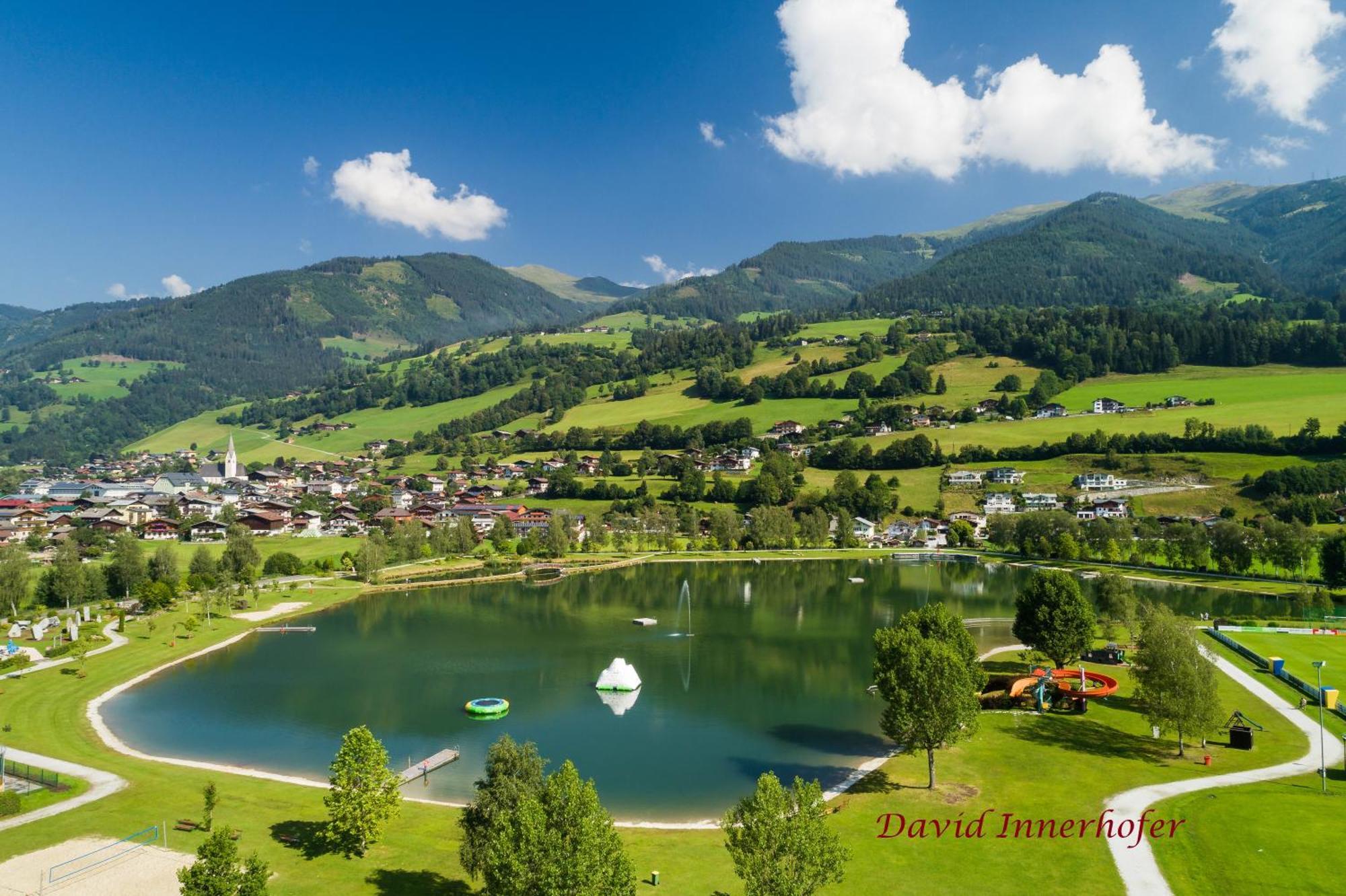 Pension Zu Hause Уттендорф Экстерьер фото