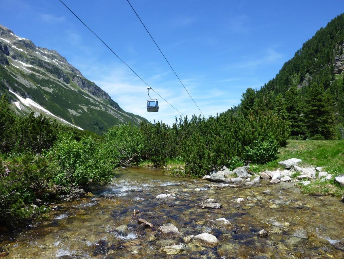 Pension Zu Hause Уттендорф Экстерьер фото